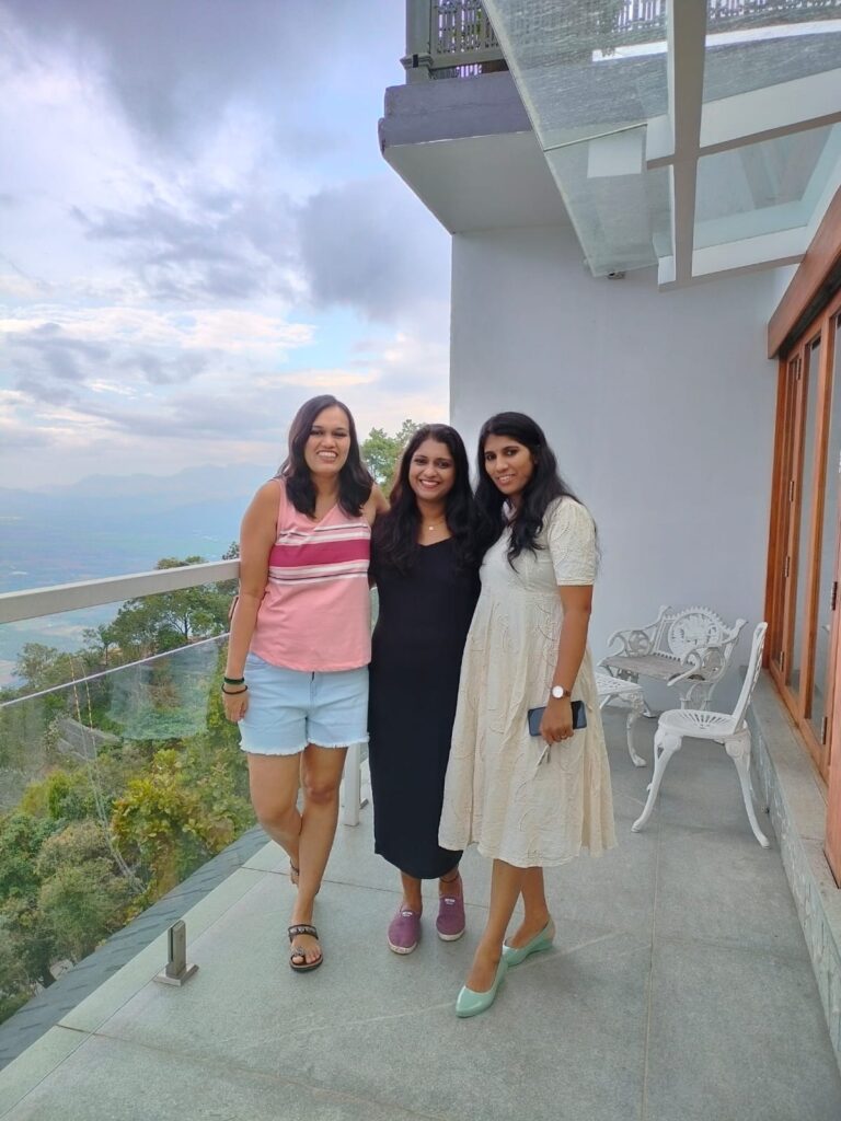 restaurant porch at Hills and hues resort, thekkady